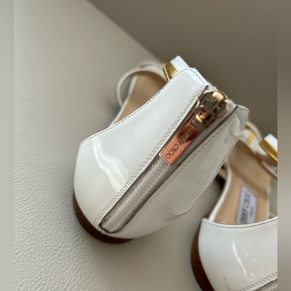 Jimmy Choo
Tabitha Flat Thong Sandal, White/Gold - Picture 8 of 9